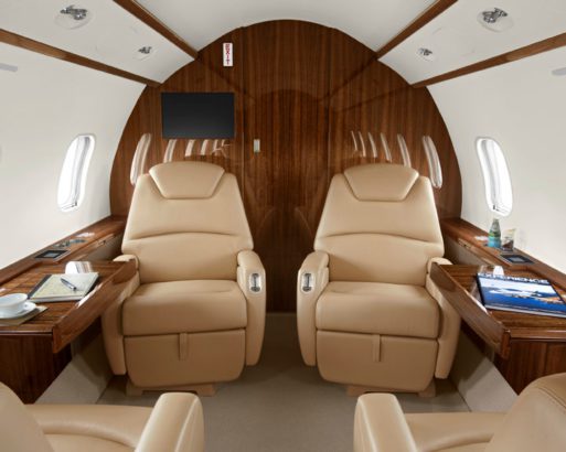 Challenger 300