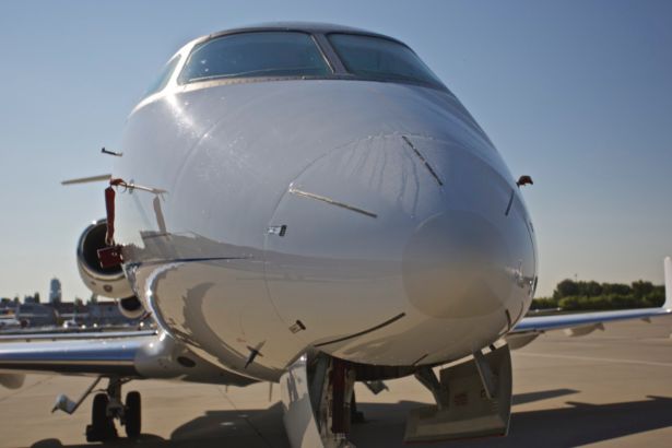 Challenger 300