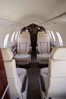 Learjet 40