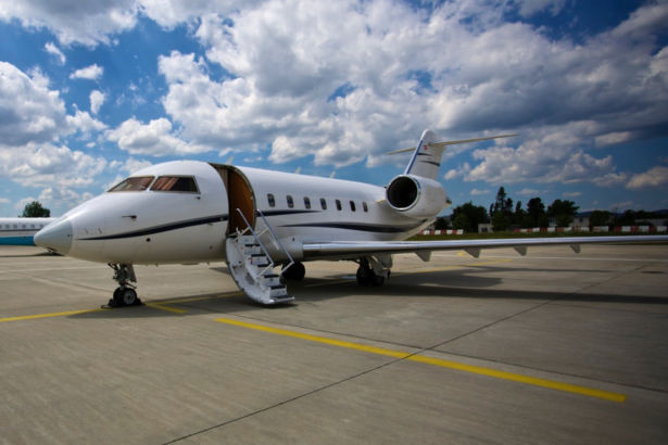 Challenger 604
