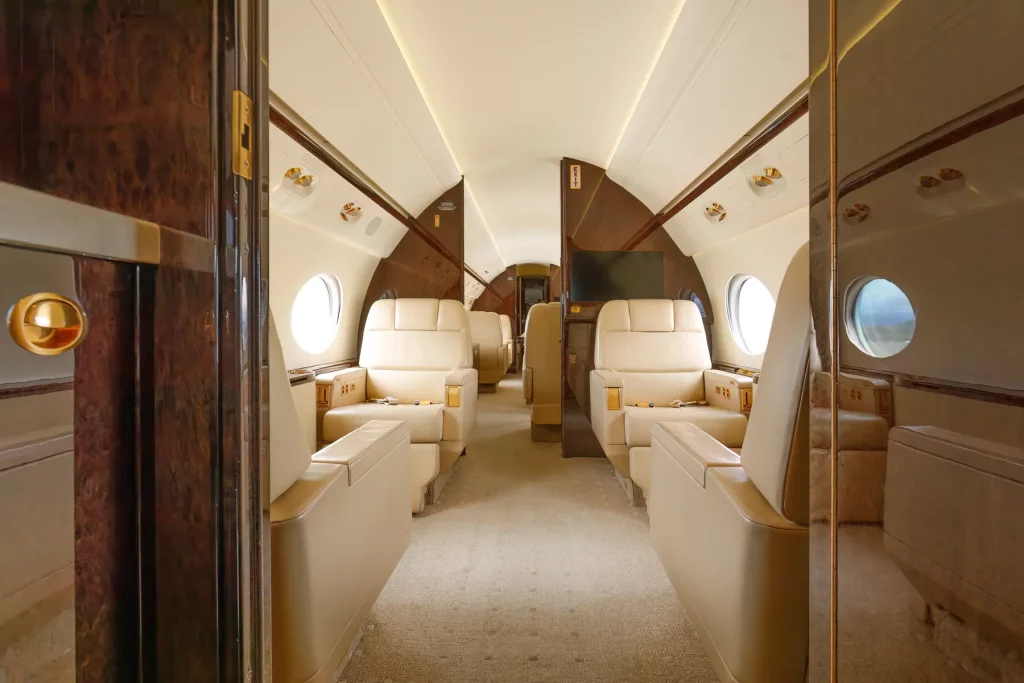 Gulfstream-g550-interior-cabin