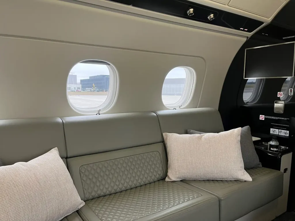 Embraer_Praetor_600_OHX_interior2